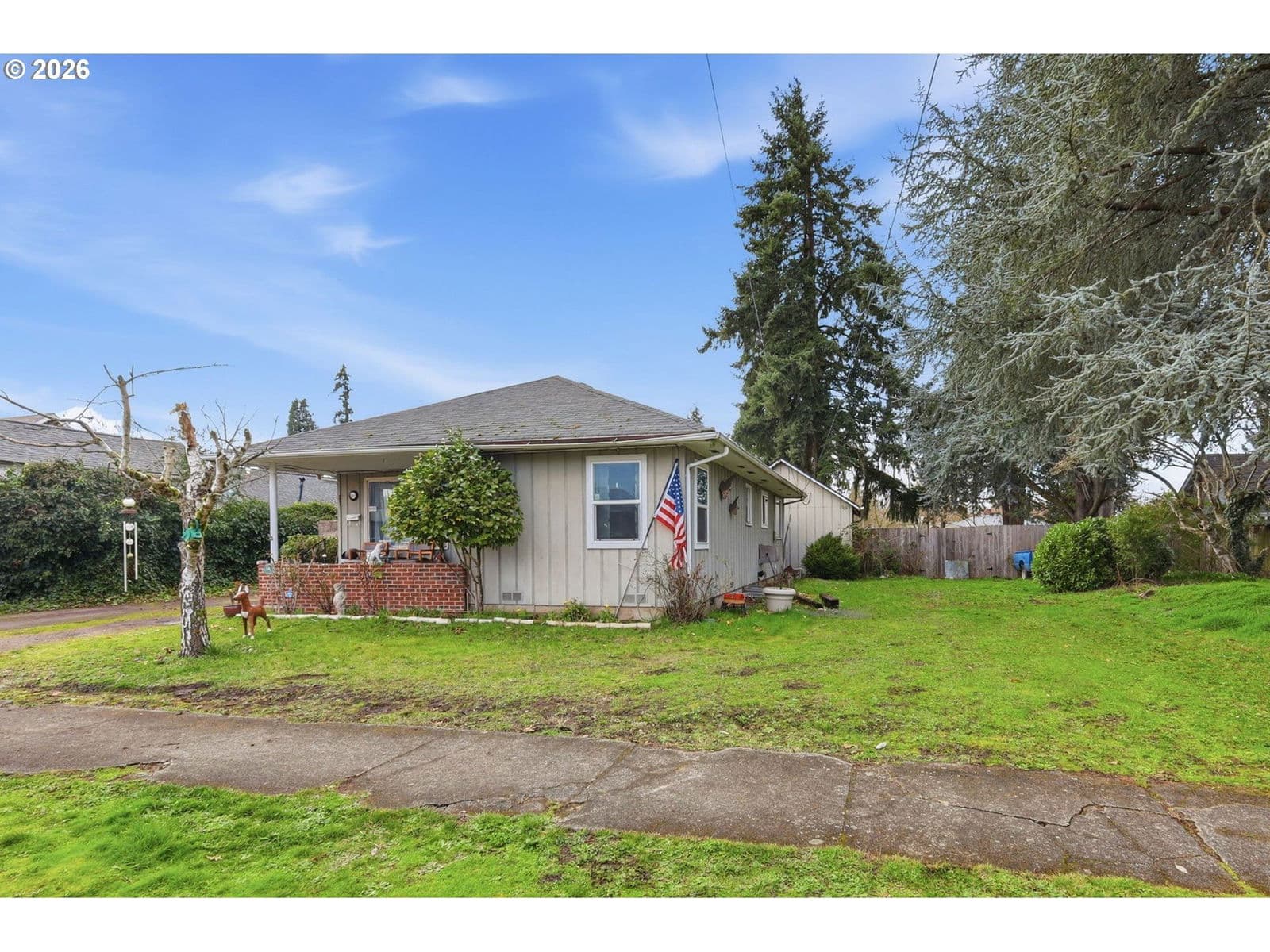 Primary listing photo, 1012 7TH ST, Springfield, OR, 97477
