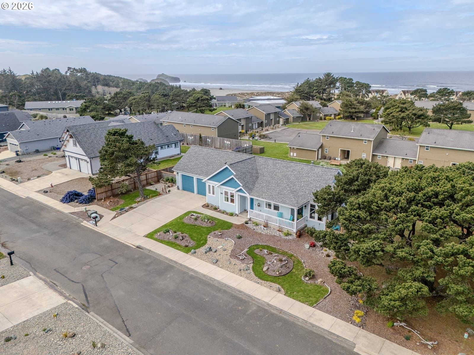Primary listing photo, 3214 LINCOLN AVE SW, Bandon, OR, 97411