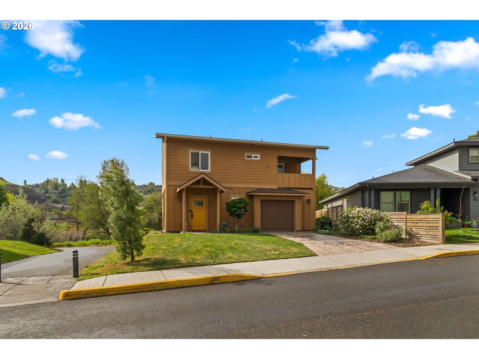 Primary listing photo, 192 HONEYSUCKLE LN, The Dalles, OR, 97058