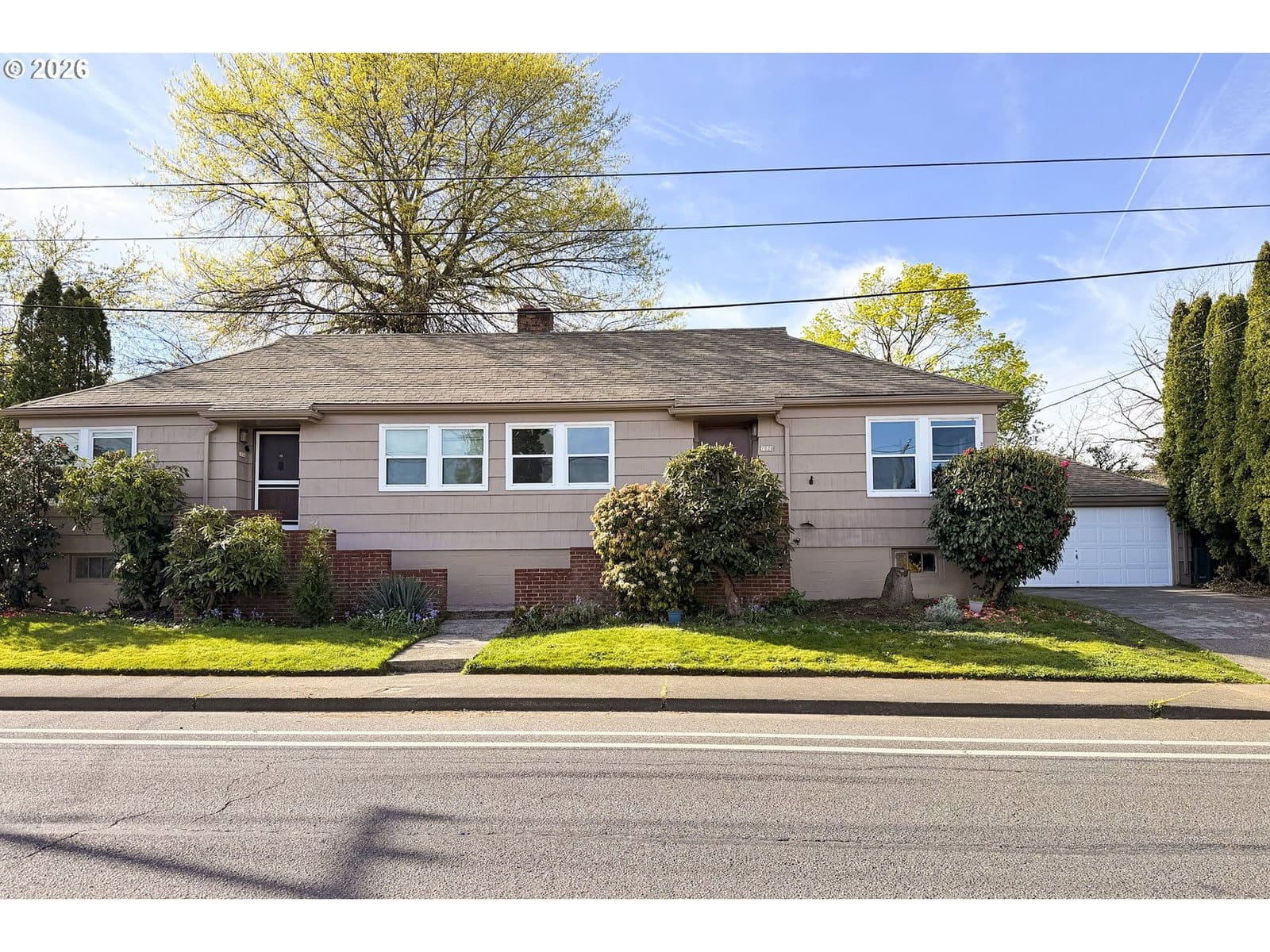 Primary listing photo, 7020 NE HALSEY ST, Portland, OR, 97213