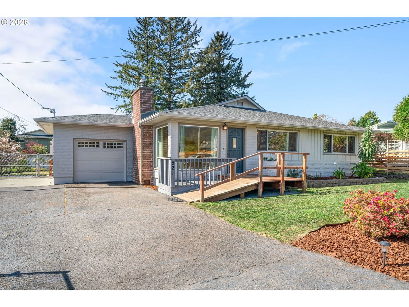 Primary listing photo, 221 ALDER ST, Brookings, OR, 97415