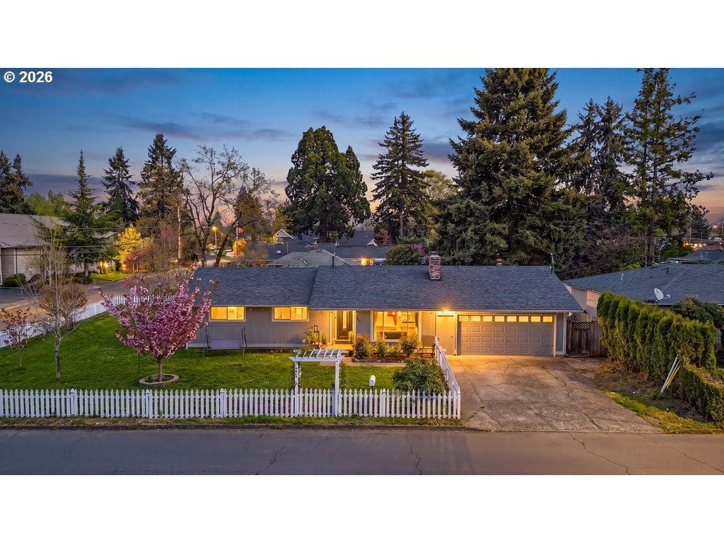 Primary listing photo, 821 JOHNSON ST, Woodburn, OR, 97071