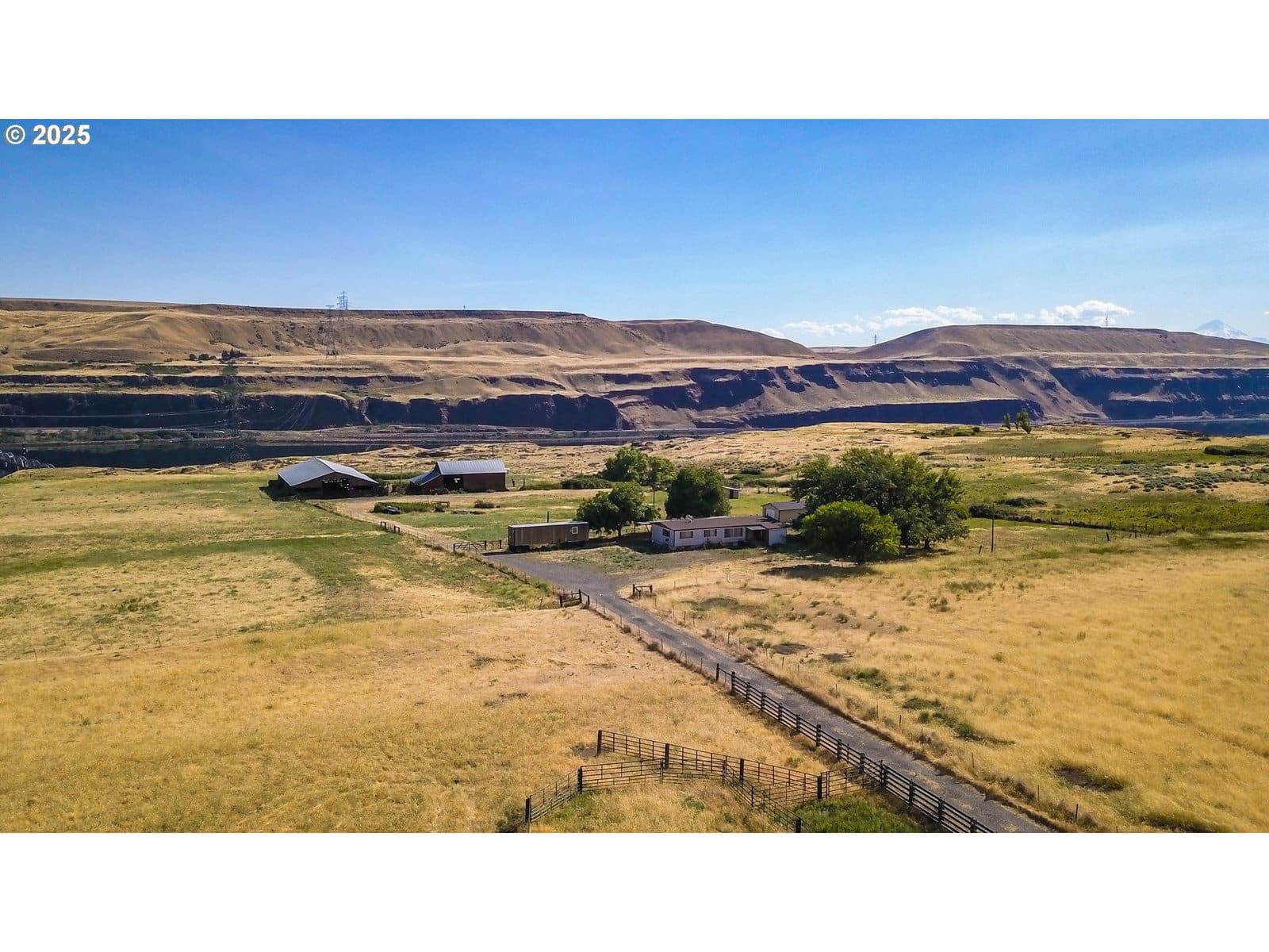 Primary listing photo, 9230 STATE ROUTE 14, Wishram, WA, 98673