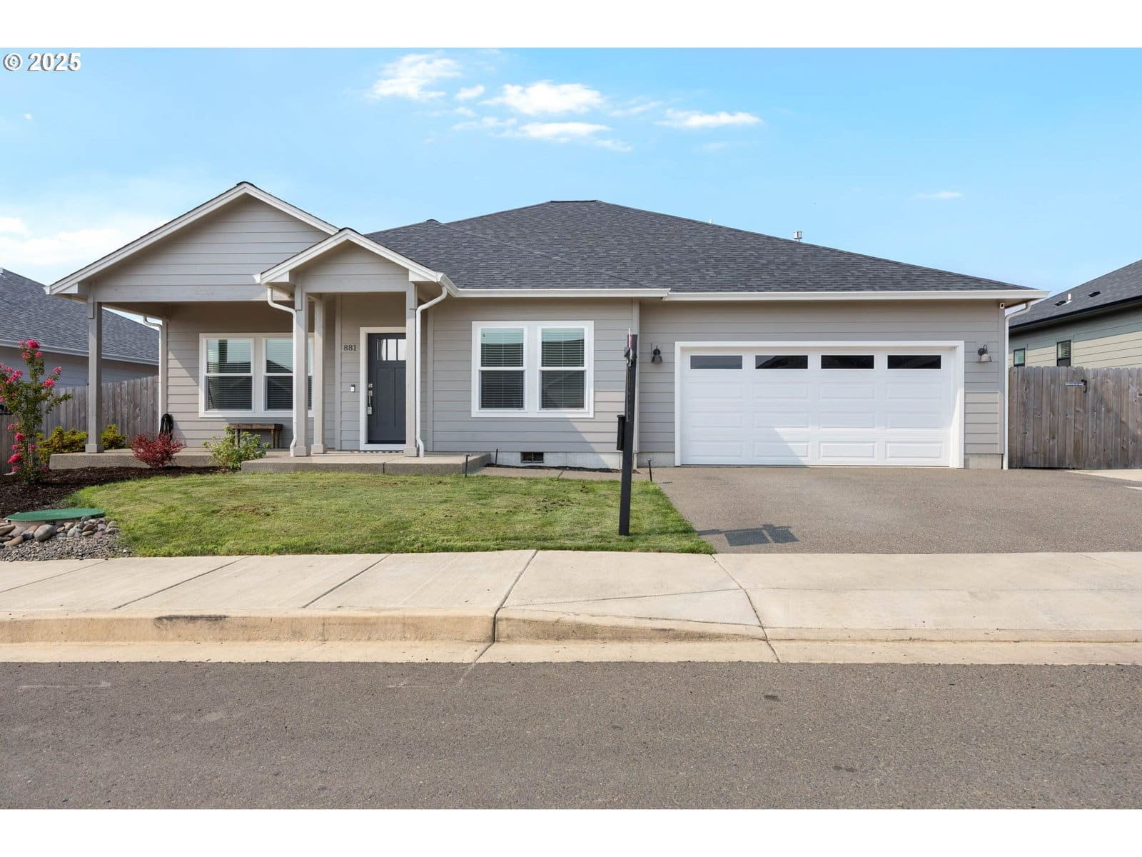 Primary listing photo, 881 MEDINA AVE, Sutherlin, OR, 97479
