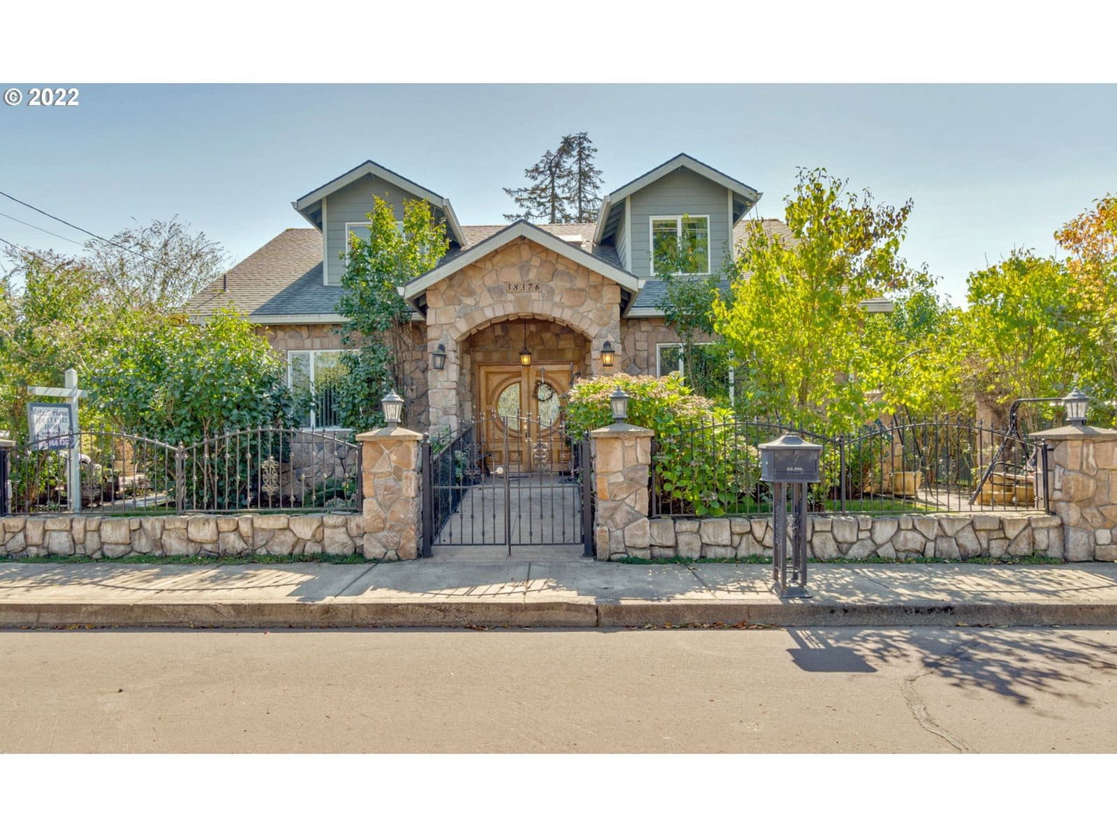 Primary listing photo, 38376 HOOD ST, Sandy, OR, 97055