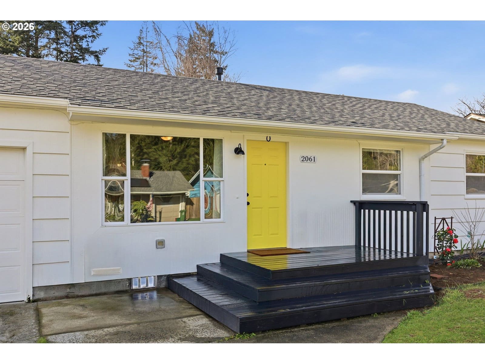 Primary listing photo, 2061 JUNIPER AVE, Coos Bay, OR, 97420