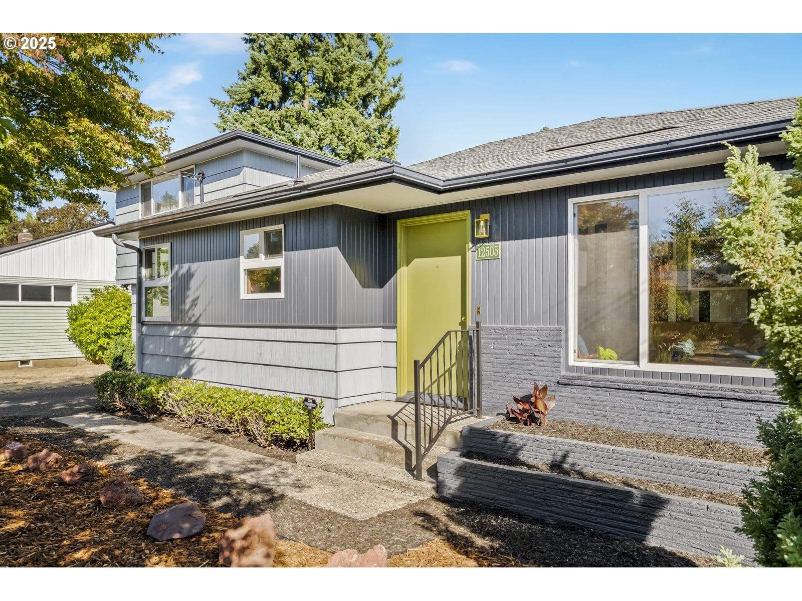 Primary listing photo, 12505 SE MILL CT, Portland, OR, 97233
