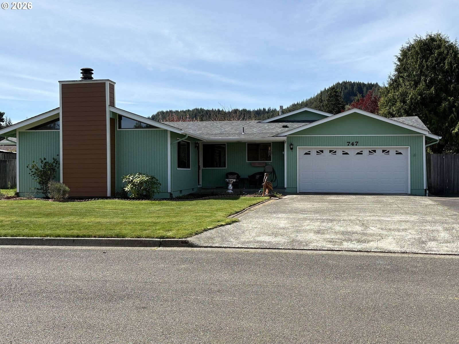 Primary listing photo, 747 EVERGREEN LOOP, Reedsport, OR, 97467