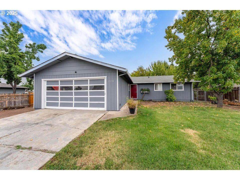 Primary listing photo, 2098 DELTA WATERS RD, Medford, OR, 97504