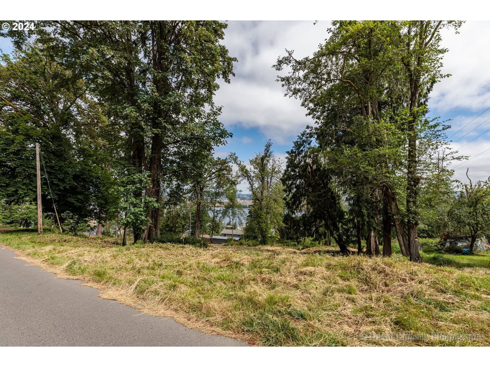 Primary listing photo, E E ST, Rainier, OR, 97048