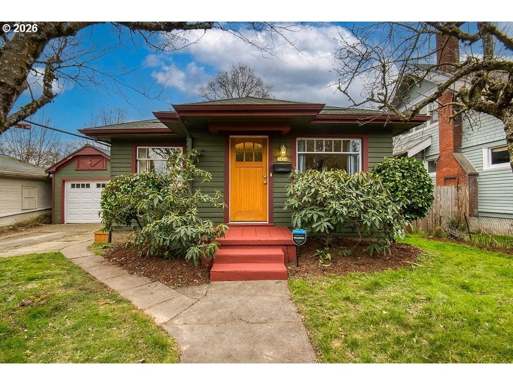 Primary listing photo, 3424 NE HALSEY (Dead end) ST, Portland, OR, 97232