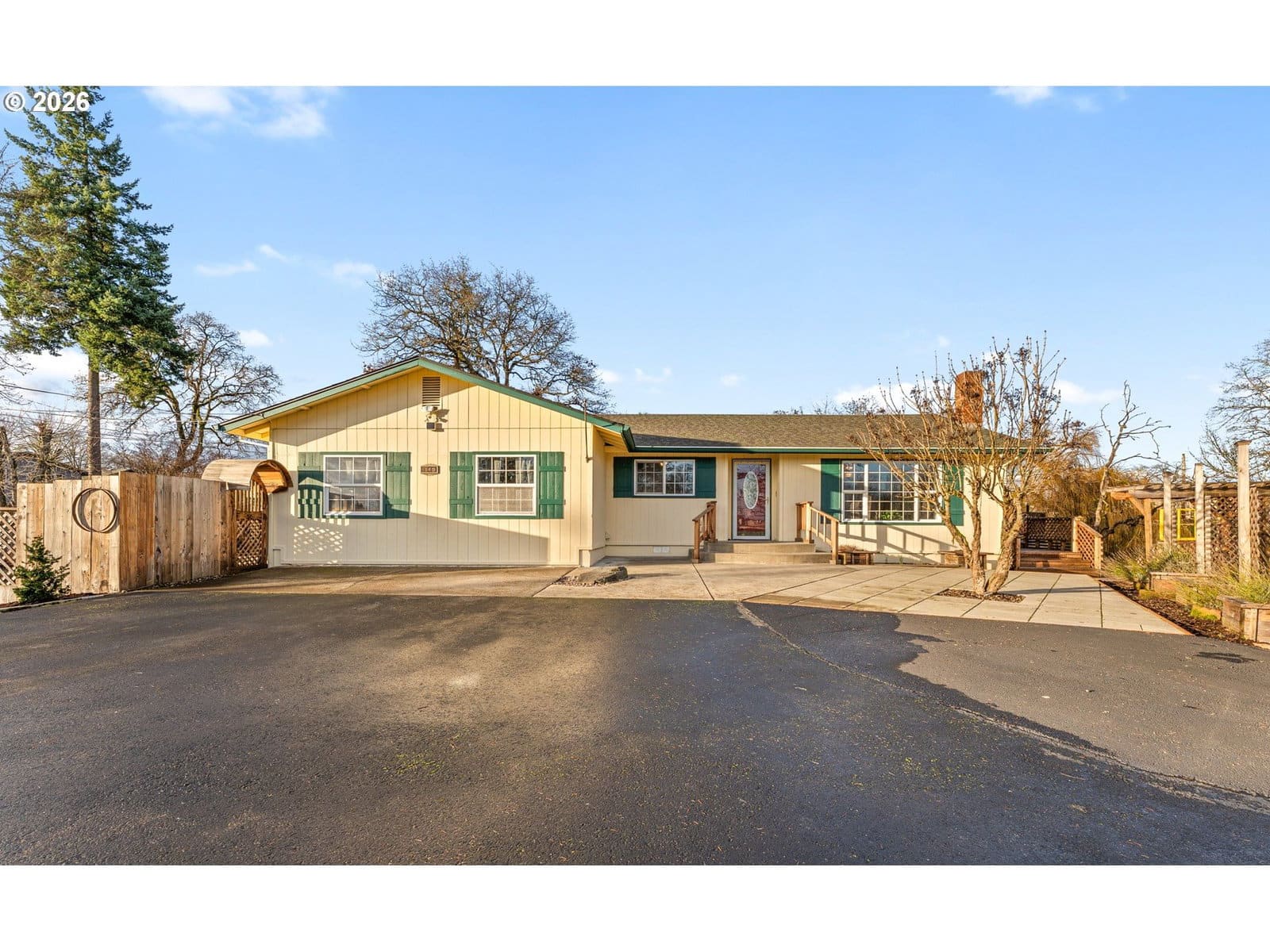 Primary listing photo, 624 S 12TH ST, St Helens, OR, 97051