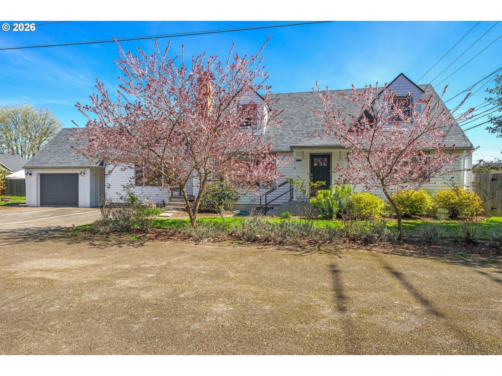 Primary listing photo, 114 S PARKVIEW DR, Newberg, OR, 97132