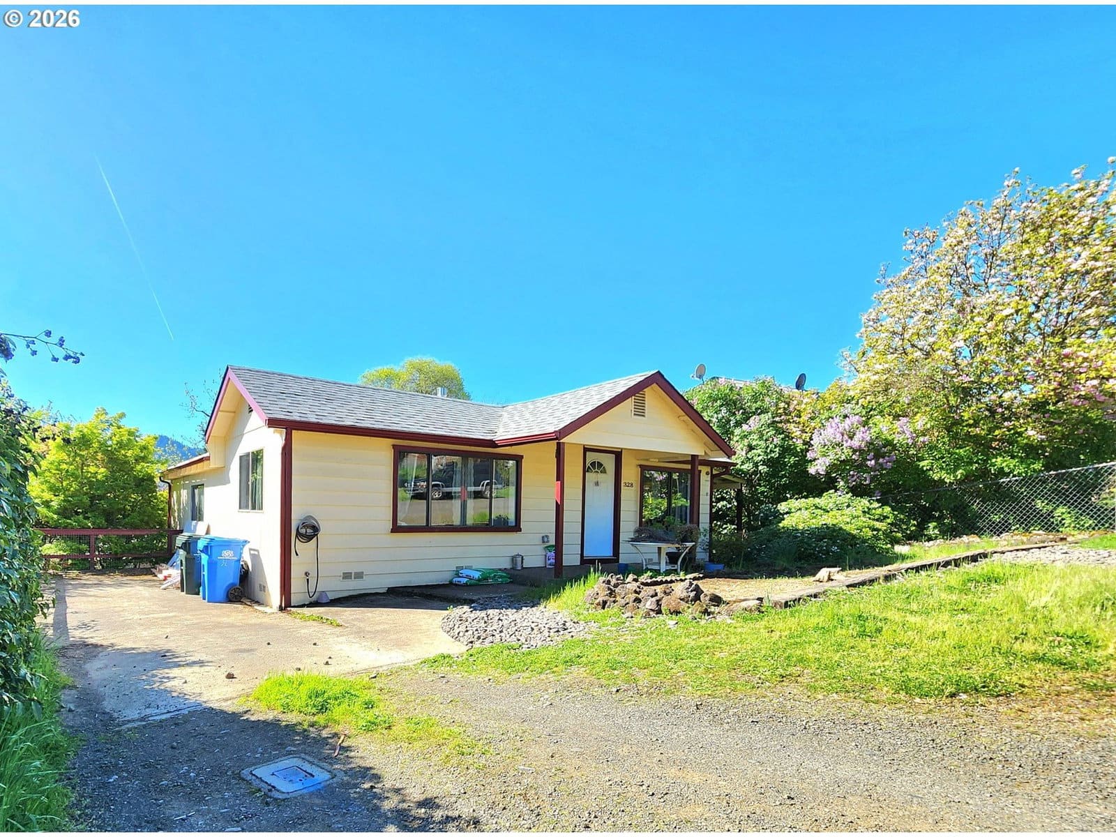 Primary listing photo, 328 FIFTH AVE, Sutherlin, OR, 97479