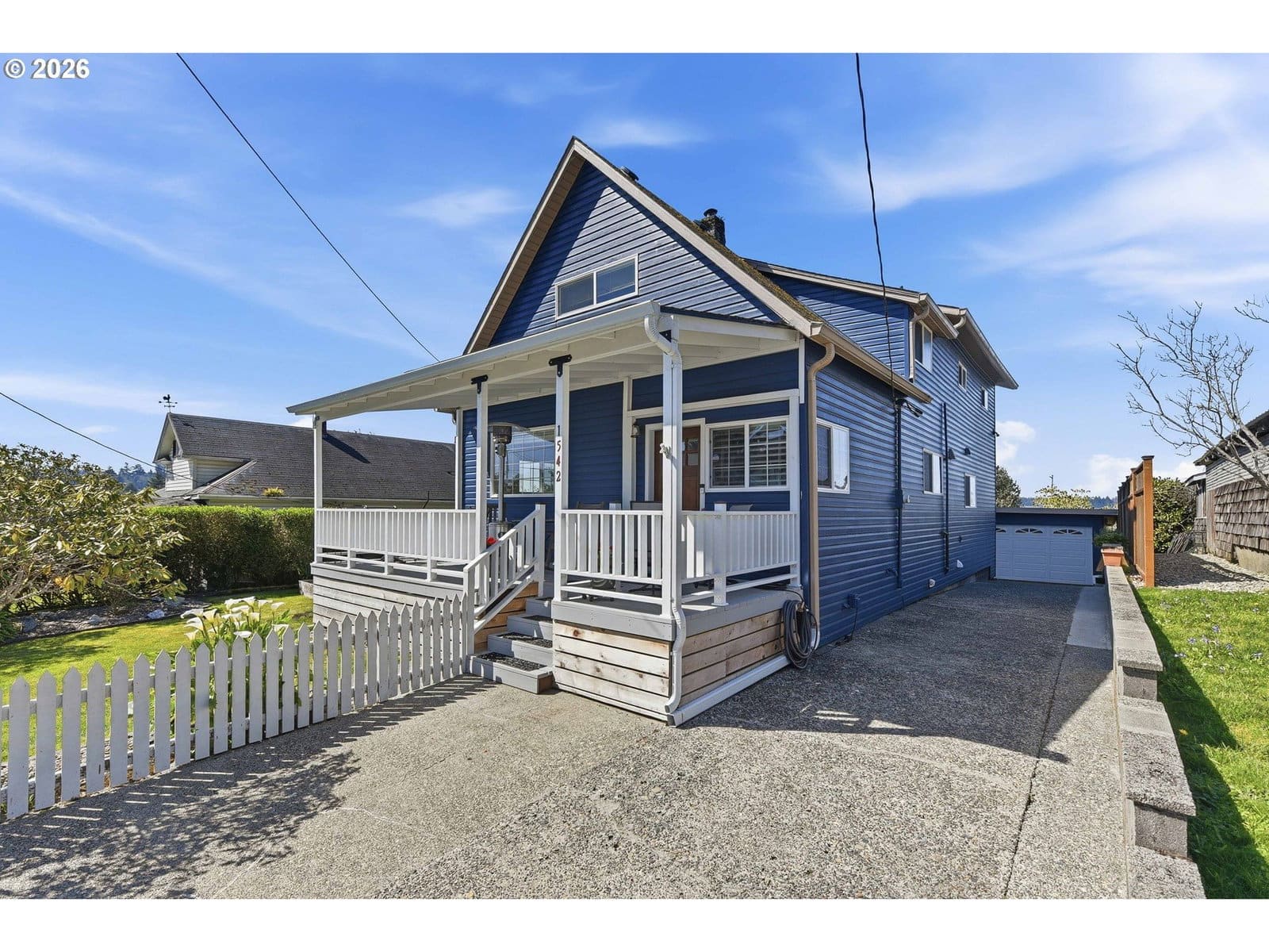 Primary listing photo, 1542 MEADE ST, North Bend, OR, 97459