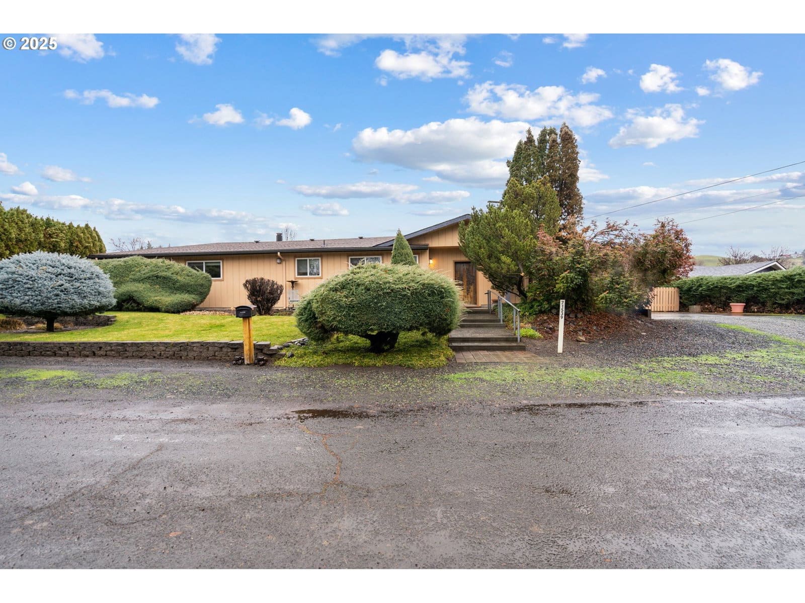 Primary listing photo, 71539 SW Bridle DR, Pendleton, OR, 97801