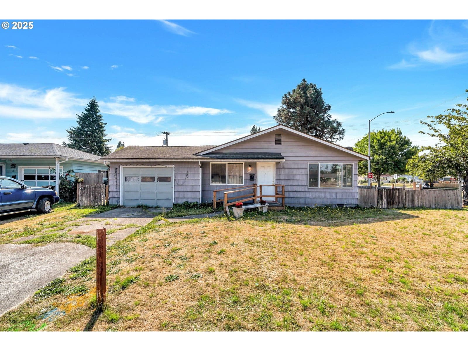 Primary listing photo, 2951 DOUGLAS ST, Longview, WA, 98632