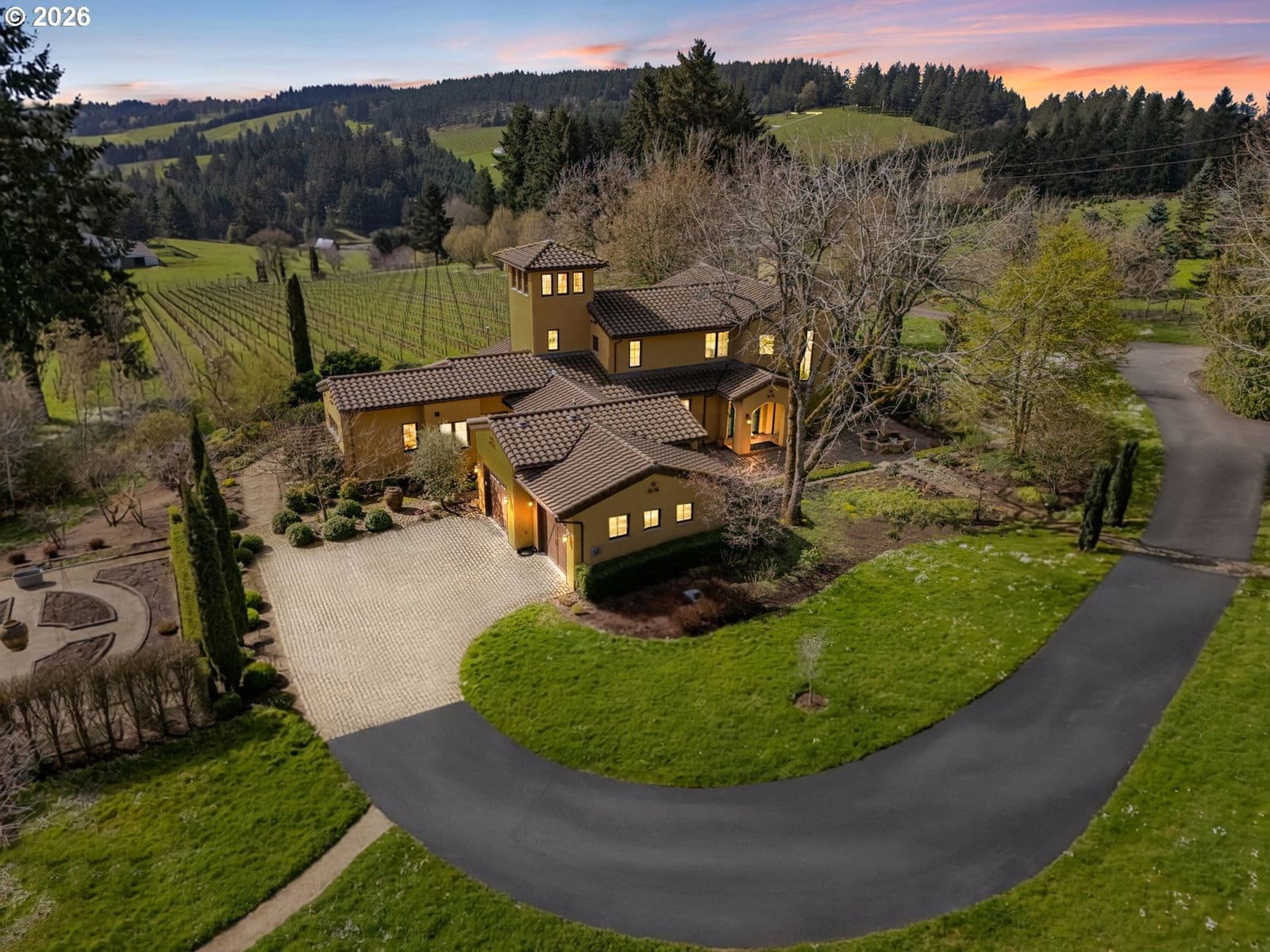 Primary listing photo, 17001 NE FAIRVIEW DR, Dundee, OR, 97115