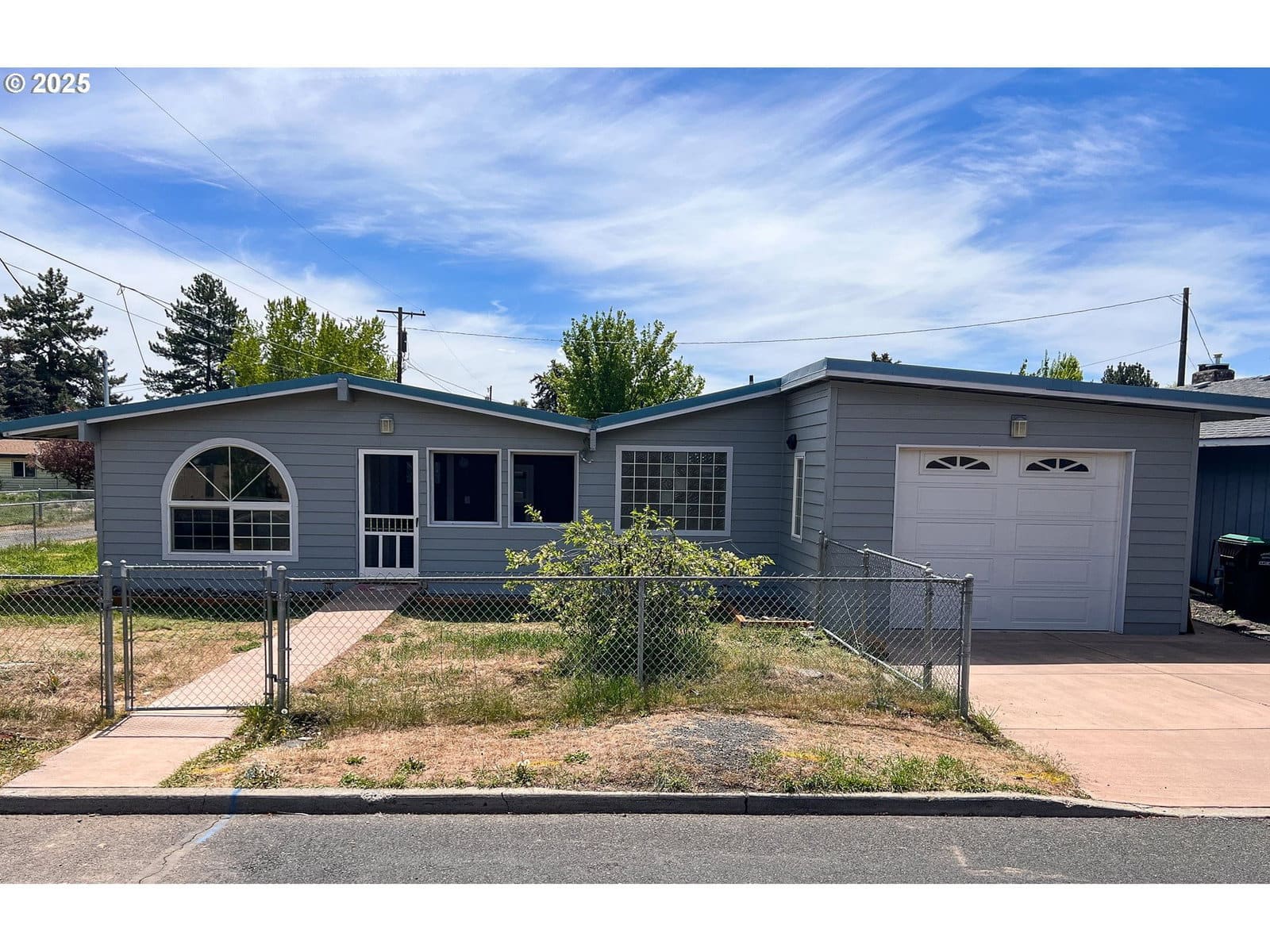 Primary listing photo, 1214 NE LOPER AVE, Prineville, OR, 97754