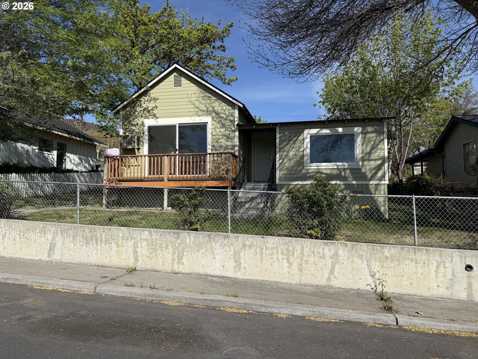 Primary listing photo, 510 GRANT AVE, Maupin, OR, 97037