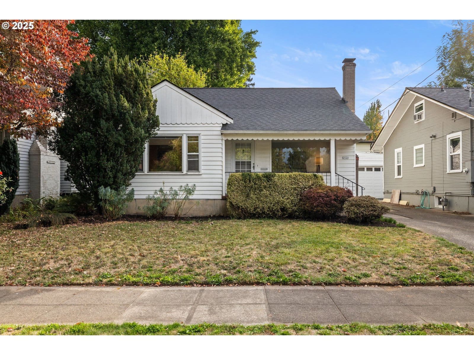 Primary listing photo, 2924 NE 35TH AVE, Portland, OR, 97212