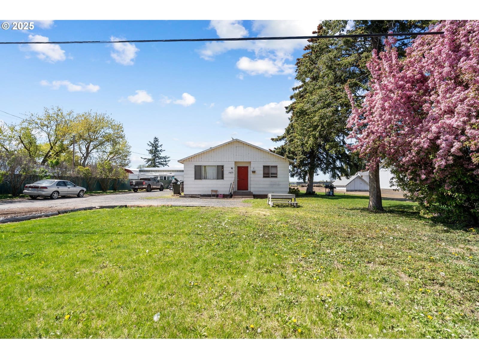 Primary listing photo, 1675 NW 11TH ST, Hermiston, OR, 97838