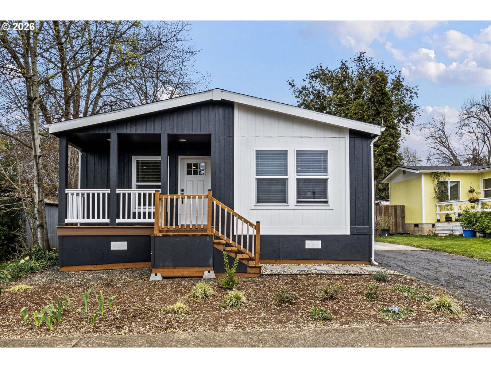 Primary listing photo, 631 E ELLENDALE AVE #206, Dallas, OR, 97338