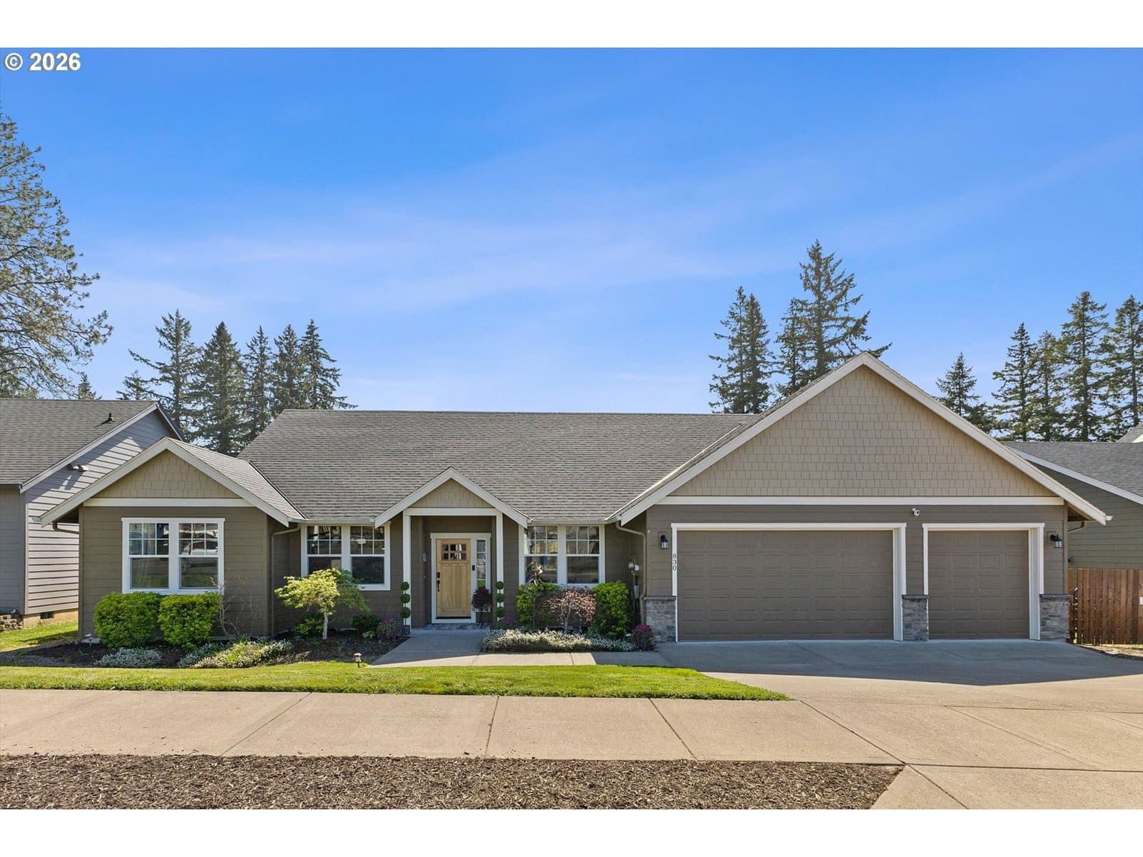 Primary listing photo, 830 SE DARROW RD, Estacada, OR, 97023