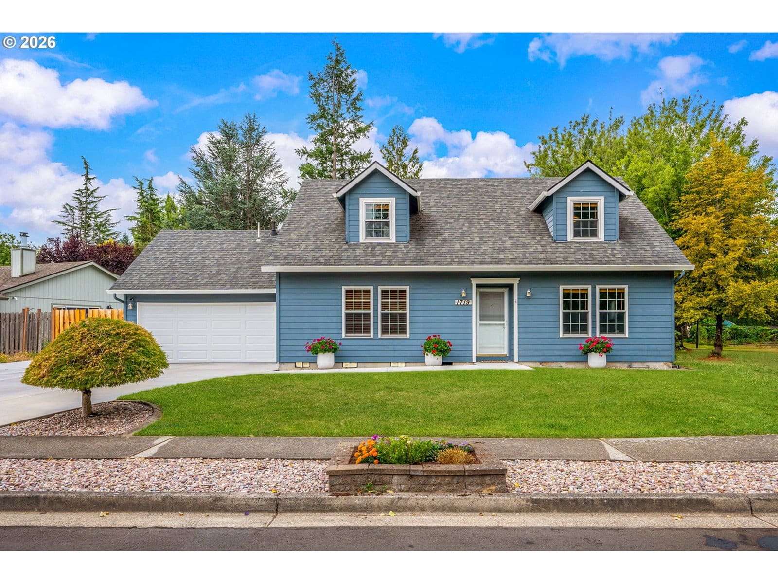 Primary listing photo, 1719 SE LEWELLYN AVE, Troutdale, OR, 97060