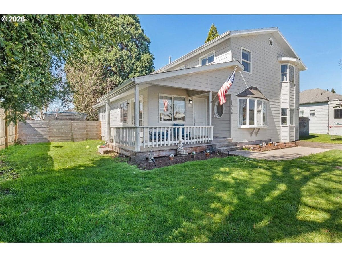 Primary listing photo, 1039 4TH AVE, Stayton, OR, 97383