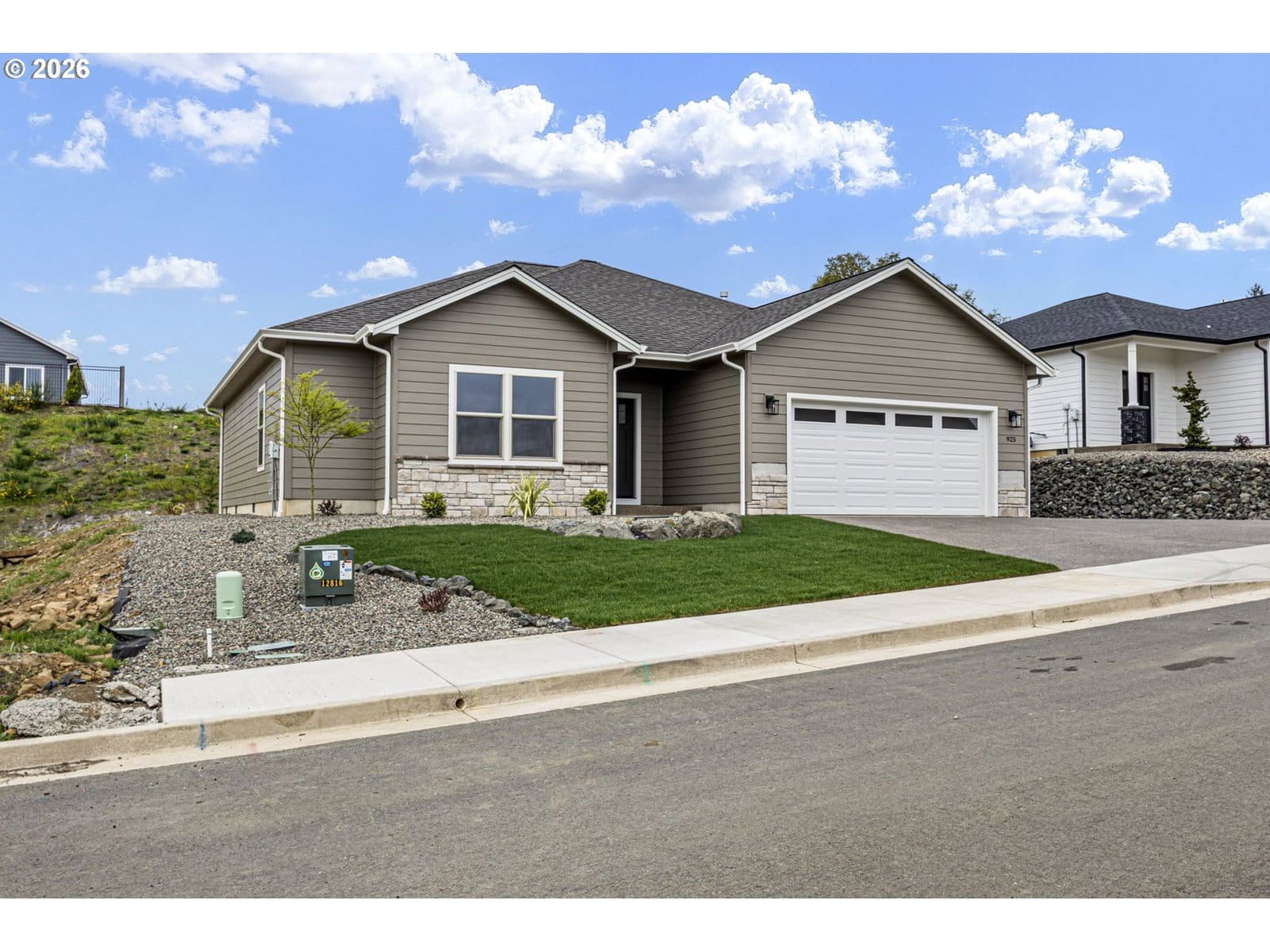 Primary listing photo, 925 SAND PINES AVE, Sutherlin, OR, 97479