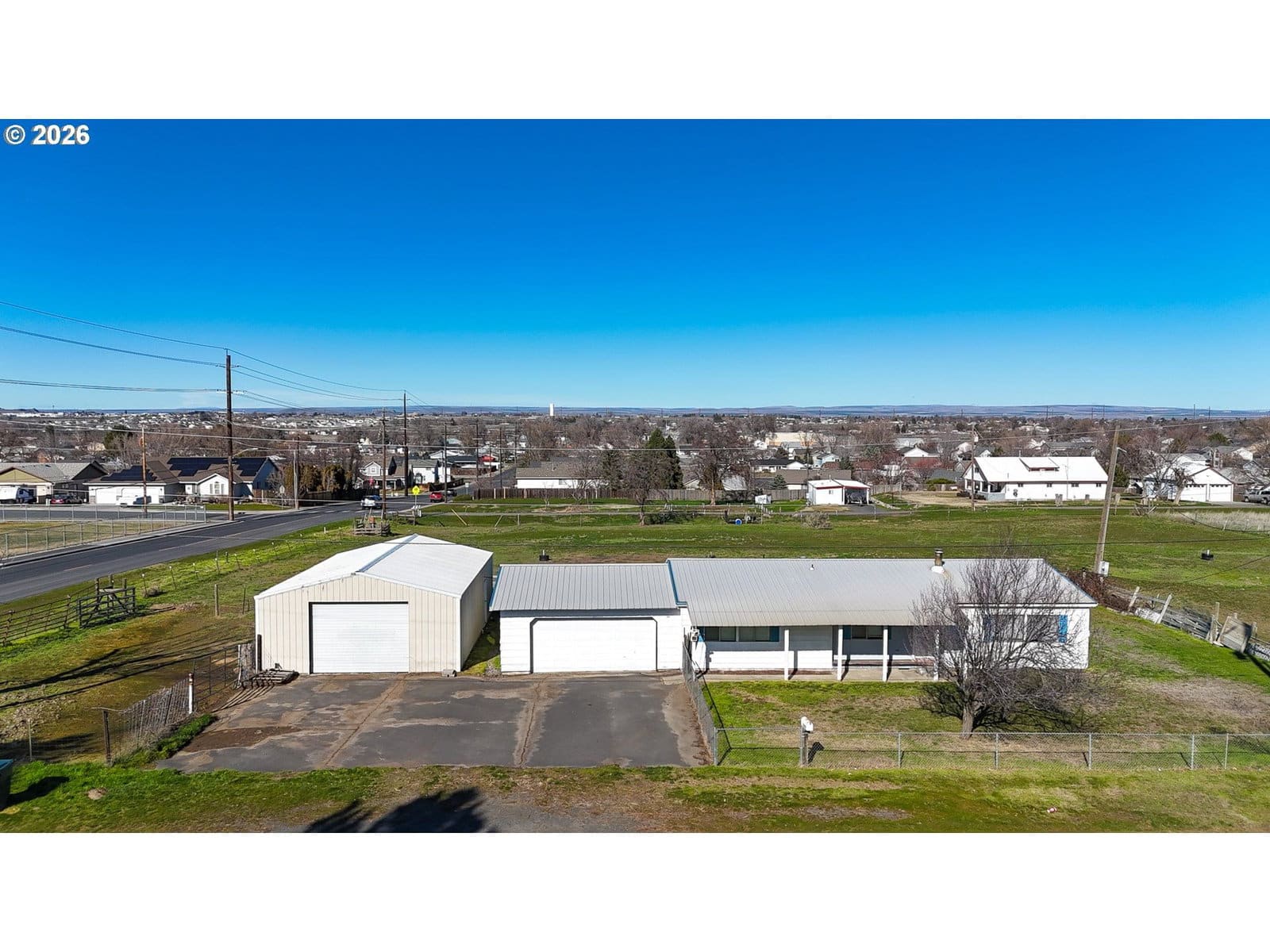 Primary listing photo, 1035 E TAMARACK AVE, Hermiston, OR, 97838