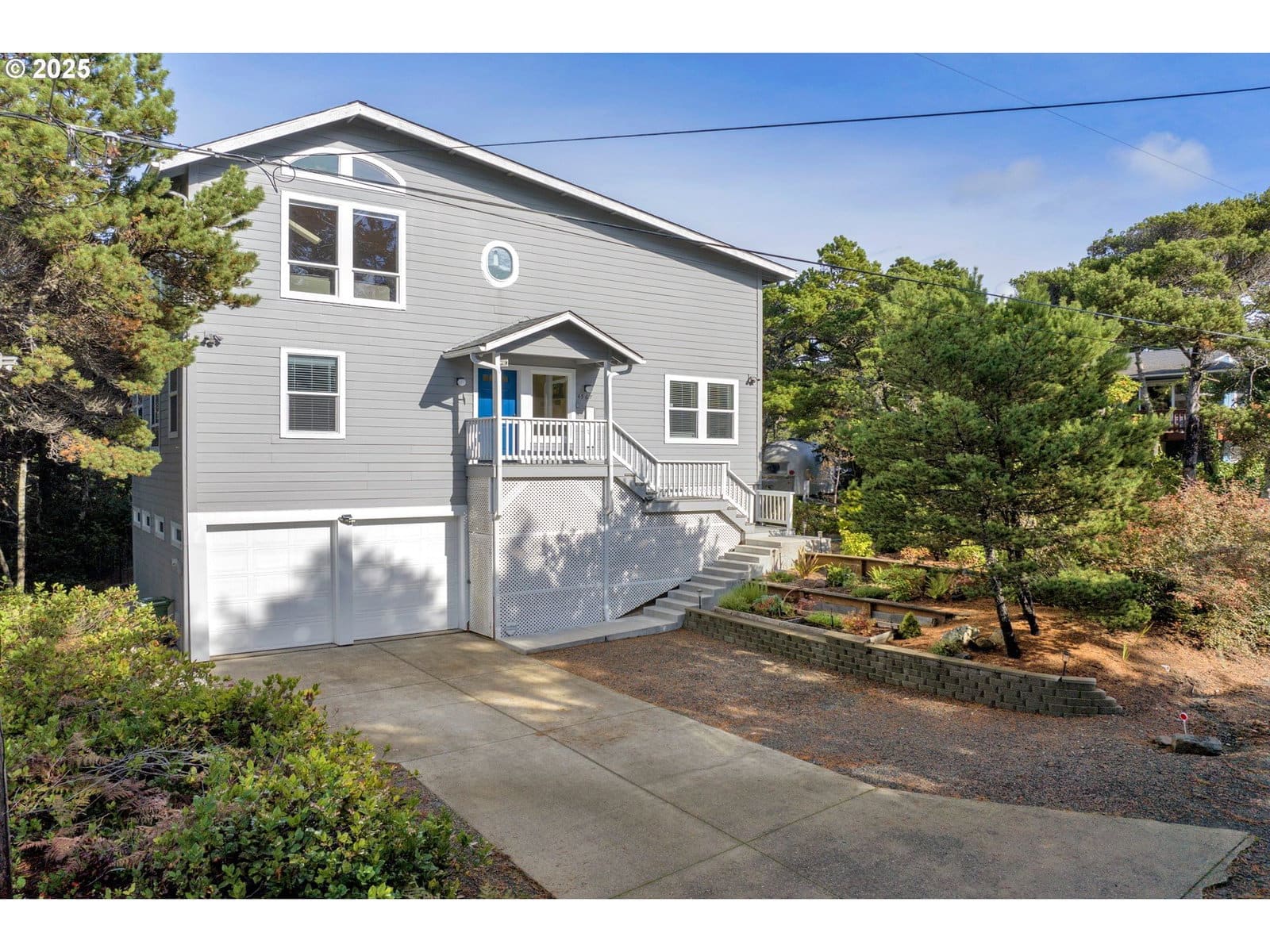 Primary listing photo, 4567 HECETA ST, Florence, OR, 97439