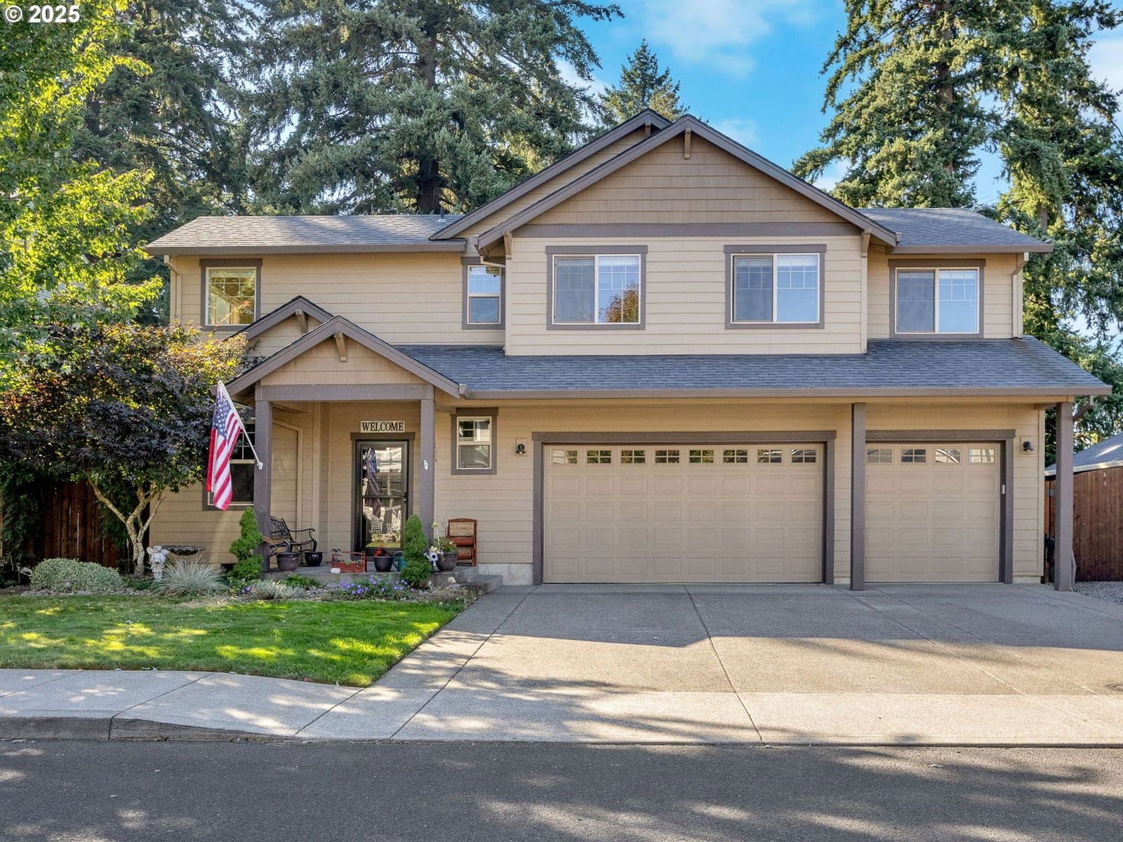 Primary listing photo, 125 NE OAK VIEW LN, Estacada, OR, 97023
