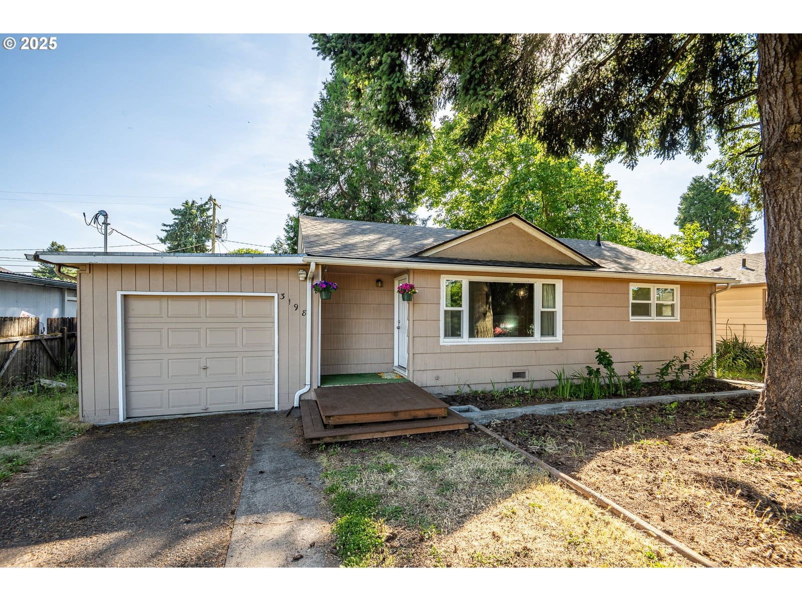 Primary listing photo, 3198 PHEASANT BLVD, Springfield, OR, 97477