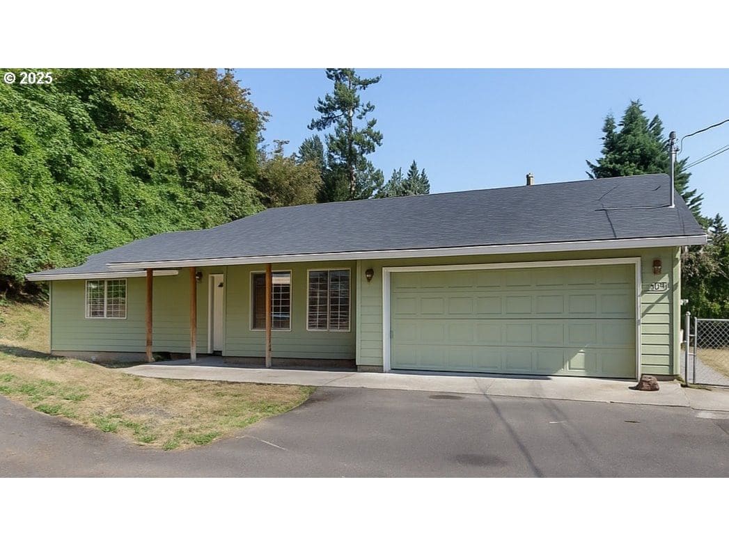 Primary listing photo, 1229 CHARMAN ST, Oregon City, OR, 97045