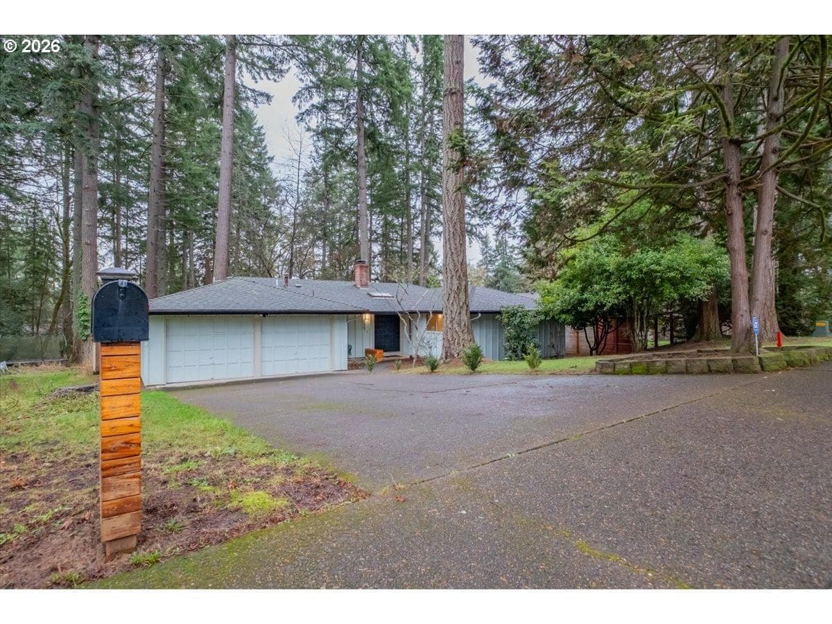 Primary listing photo, 2225 NW ESTAVIEW CIR, Corvallis, OR, 97330