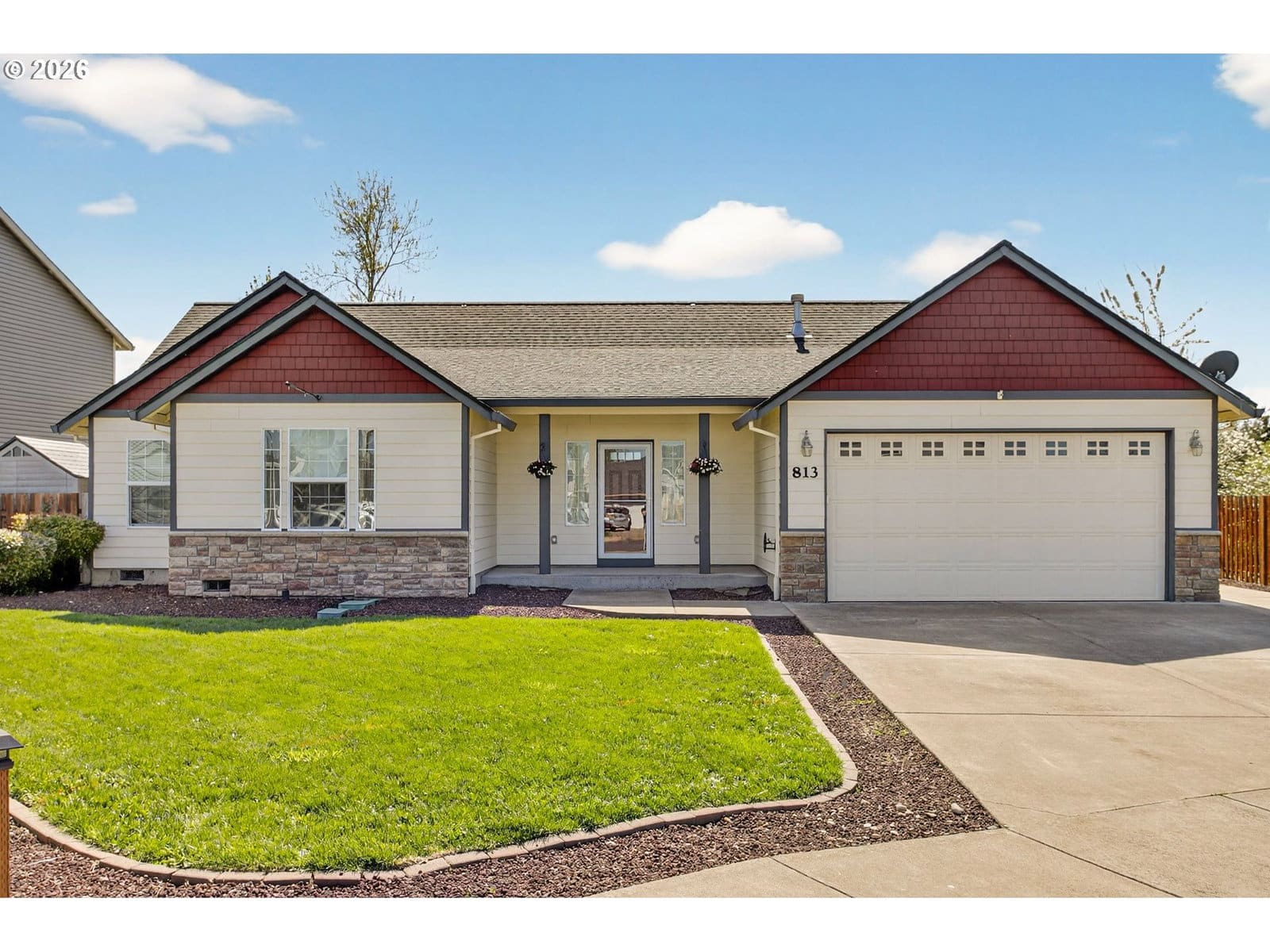 Primary listing photo, 813 ALYSSA CT, Molalla, OR, 97038