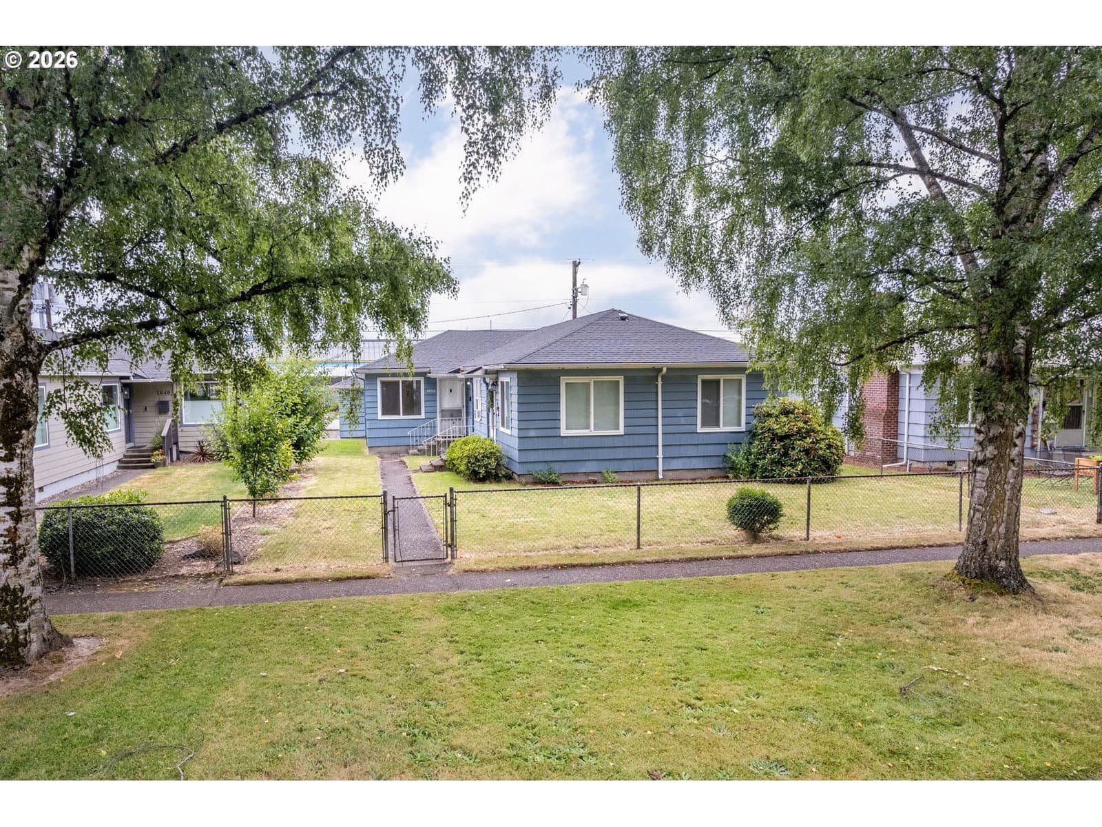 Listing photo 1 of 6